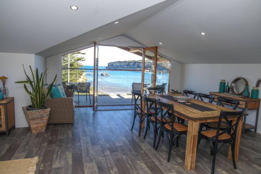 12 Rocks Beach View Loft Central Port Campbell Esterno foto